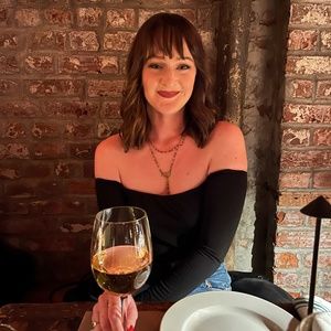 Meet your Posher, Anne